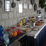 布里奇奥莱酒店 3*