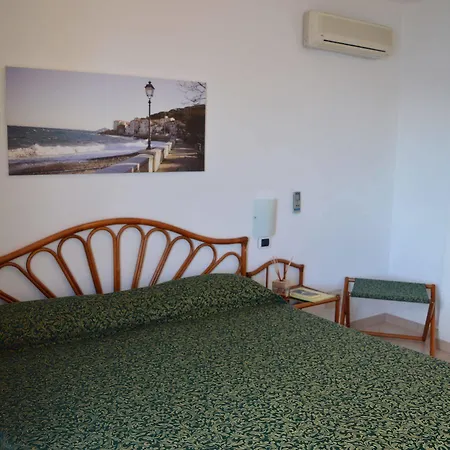 Le Briciole 3* Bagno-Sprizze