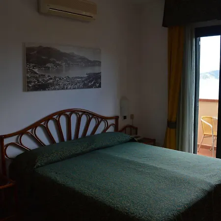 Le Briciole Szálloda Bagno-Sprizze